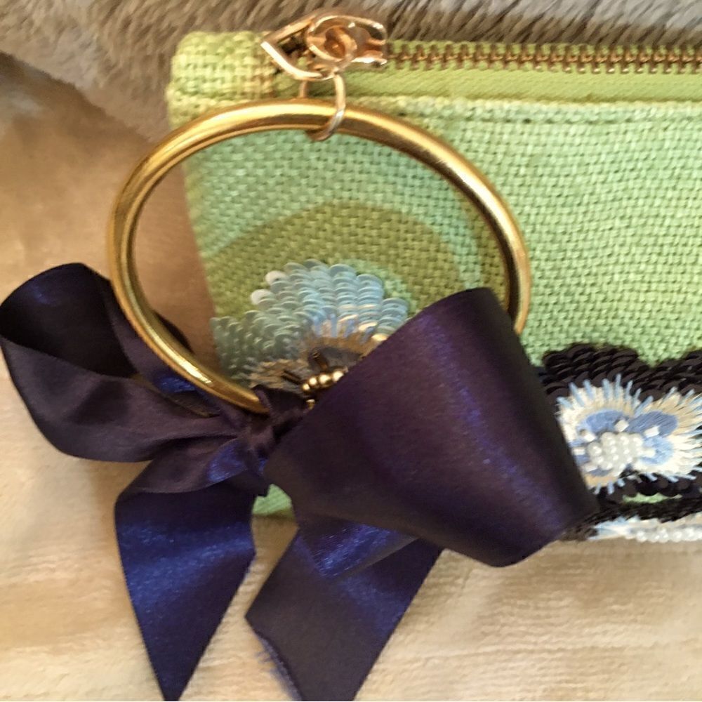 Violet & Brooks Gorgeousembroideredwristlet/Clutch View 2